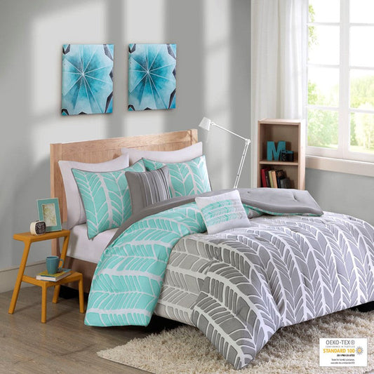 Intelligent Design Adel Comforter Set in Aqua, Twin / Twin XL ID10-747 - Bedding For U